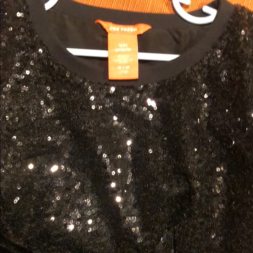 Beautiful sequins girls dress. Size Medium or 8.